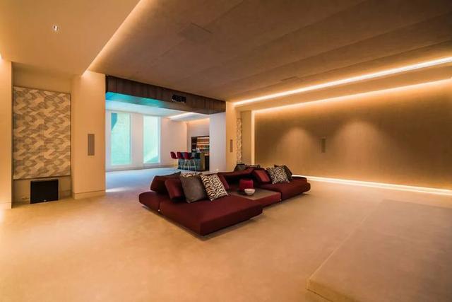 全球頂級別墅，售價(jià)2.5億，從沒見過這么驚艷的泳池