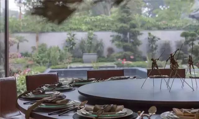 1000平新中式獨(dú)棟別墅實(shí)拍，前后都有庭院，千萬(wàn)身價(jià)才敢建