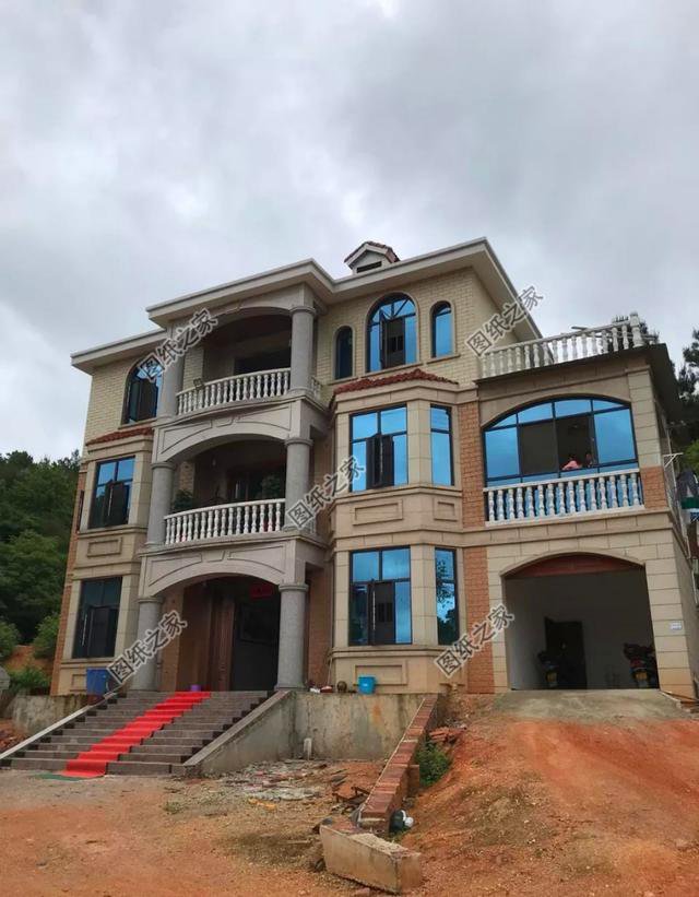 140平簡歐三層別墅建造實拍圖，附戶型設(shè)計圖，豪