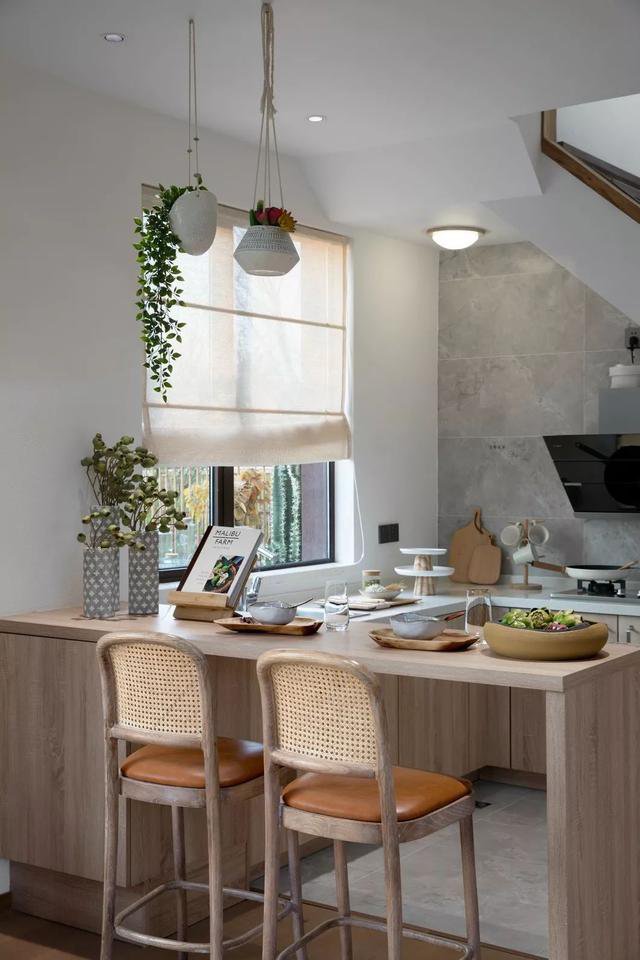 最美庭院別墅實(shí)拍，一進(jìn)庭院就被驚艷到了，這才叫別墅