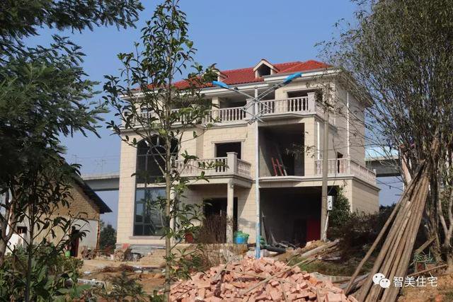 湖南農(nóng)村別墅三層樓完工實(shí)拍，主體花了50萬(wàn)