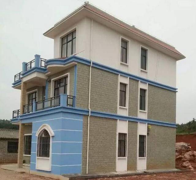 農(nóng)村三層平屋頂樓房建造實拍，完工圖真漂亮，總共花了59萬