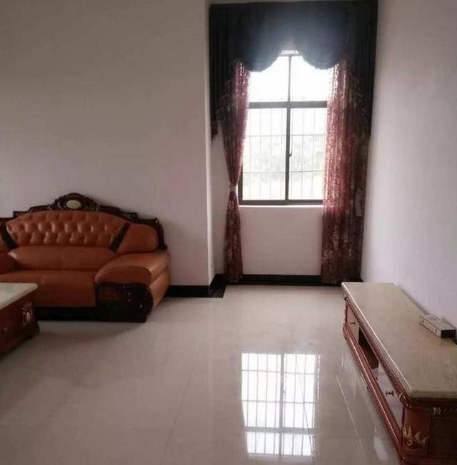 農(nóng)村三層平屋頂樓房建造實拍，完工圖真漂亮，總共花了59萬