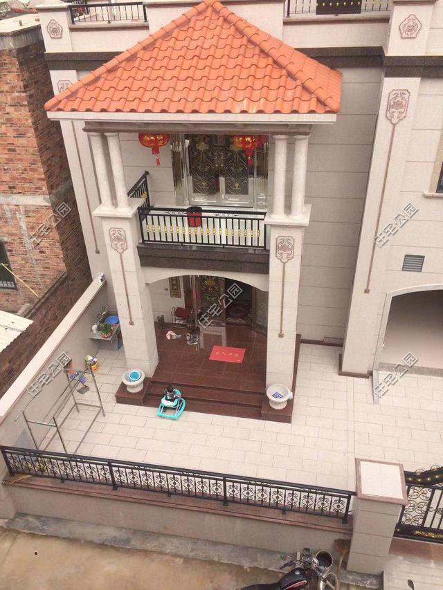 3層別墅還有小院，19萬就搞定，我是不信？你呢