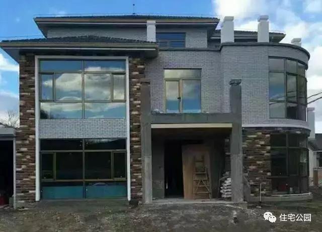 農(nóng)民自建房鋼結(jié)構(gòu)別墅，每平米造價(jià)僅1500，還做什么磚混框架！