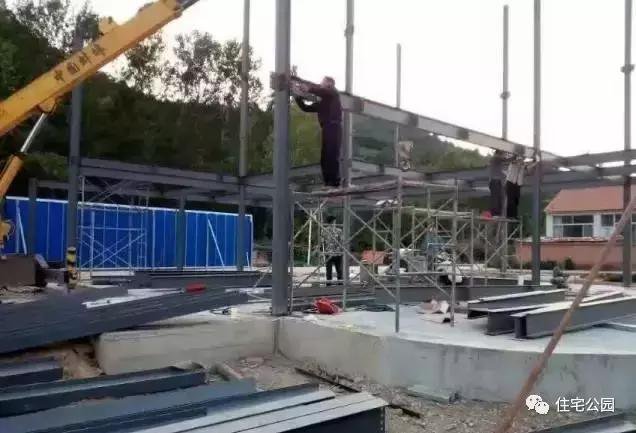 農(nóng)民自建房鋼結(jié)構(gòu)別墅，每平米造價(jià)僅1500，還做什么磚混框架！