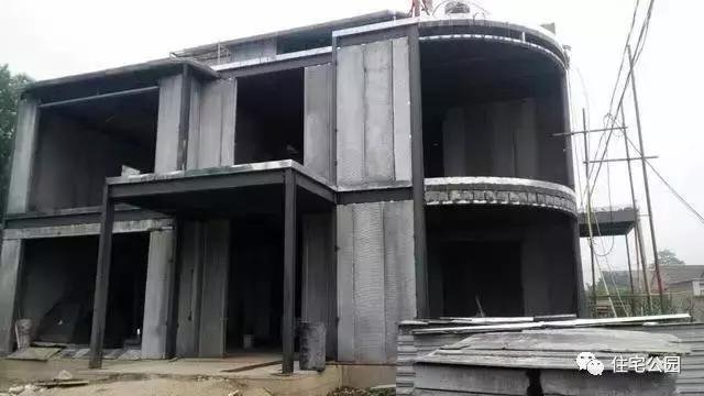 農(nóng)民自建房鋼結(jié)構(gòu)別墅，每平米造價(jià)僅1500，還做什么磚混框架！
