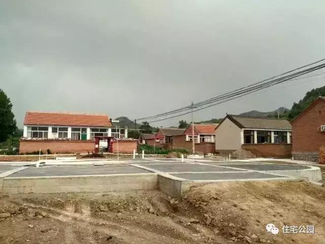 農(nóng)民自建房鋼結(jié)構(gòu)別墅，每平米造價(jià)僅1500，還做什么磚混框架！