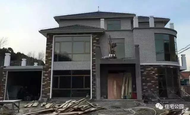 農(nóng)民自建房鋼結(jié)構(gòu)別墅，每平米造價(jià)僅1500，還做什么磚混框架！