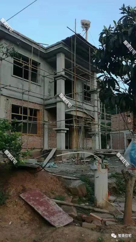 占地120平簡約普通二層自建房子設計圖，30萬內(nèi)，完工圖更漂亮