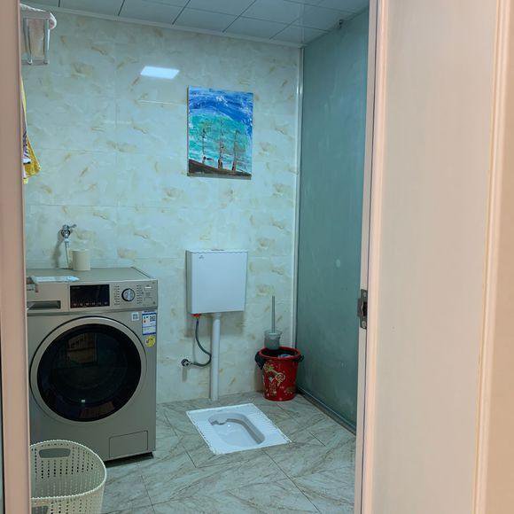 80萬回老家建兩層小別墅含內(nèi)部裝修，鄰居看完都說很實(shí)用