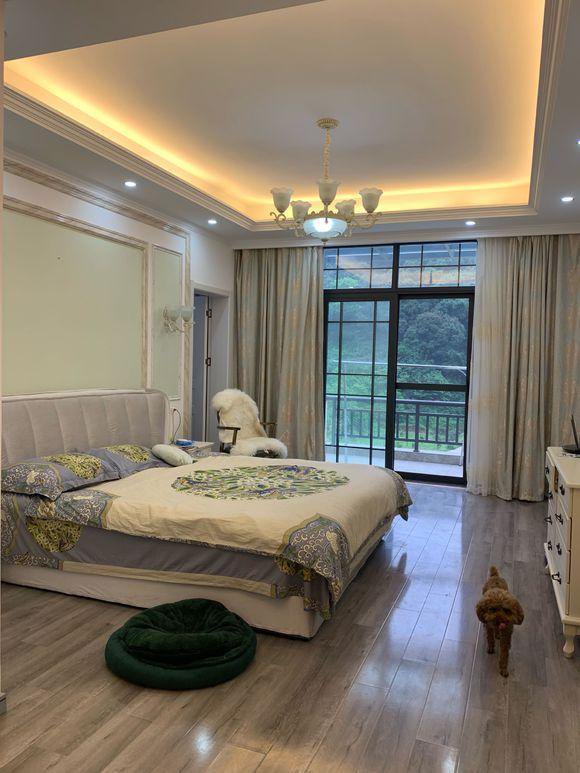 80萬回老家建兩層小別墅含內(nèi)部裝修，鄰居看完都說很實(shí)用