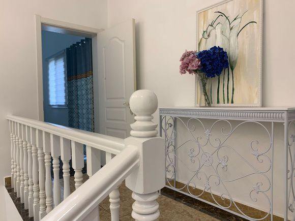 80萬回老家建兩層小別墅含內(nèi)部裝修，鄰居看完都說很實(shí)用