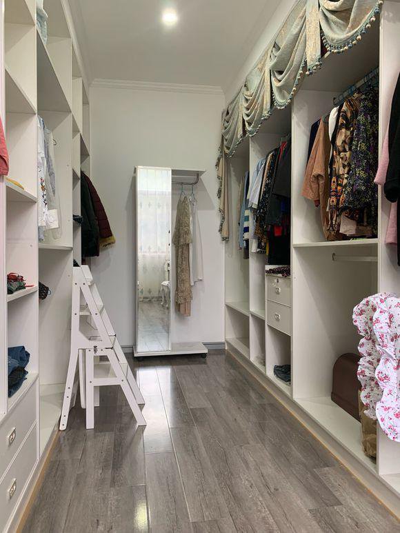 80萬回老家建兩層小別墅含內(nèi)部裝修，鄰居看完都說很實(shí)用