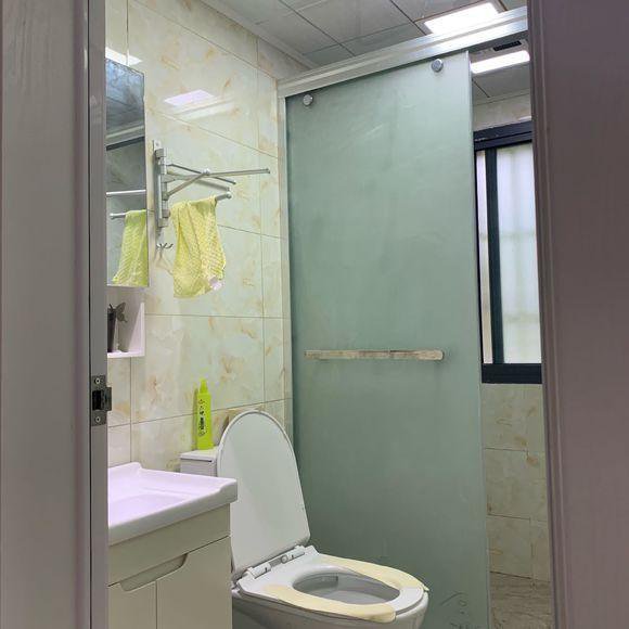 80萬回老家建兩層小別墅含內(nèi)部裝修，鄰居看完都說很實(shí)用