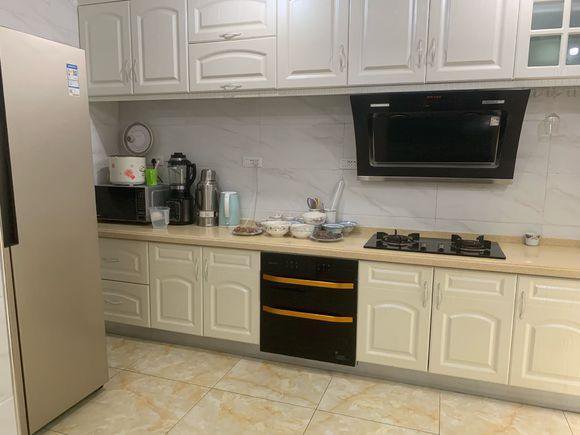 80萬回老家建兩層小別墅含內(nèi)部裝修，鄰居看完都說很實(shí)用