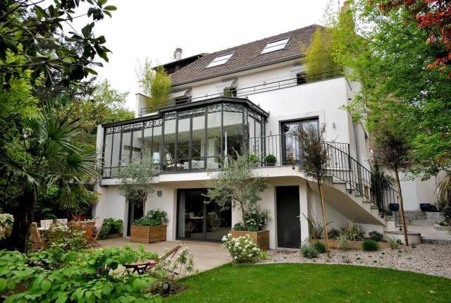 退休后，想要這樣的生活，一套別墅有陽(yáng)光房有庭院