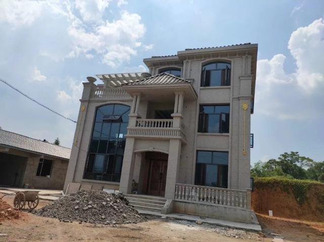 13套湖南豪華歐式農(nóng)村別墅完工圖，PK下哪套更好看