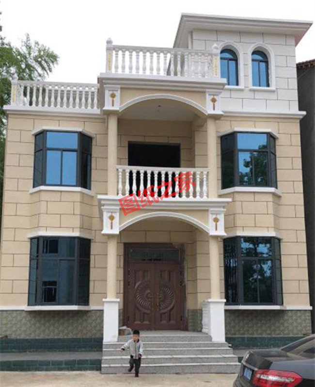 三層自建房實景圖，看了別人家建的房子，我也心動了